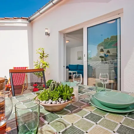 Little House - Just Few Steps From The City Center Holiday home