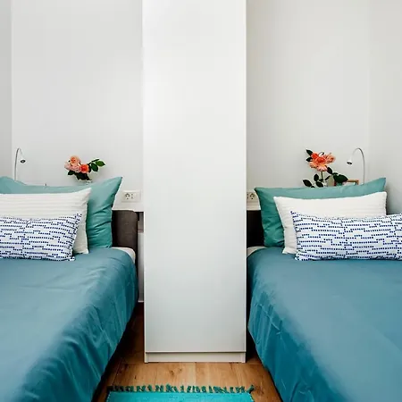 Little House - Just Few Steps From The City Center *